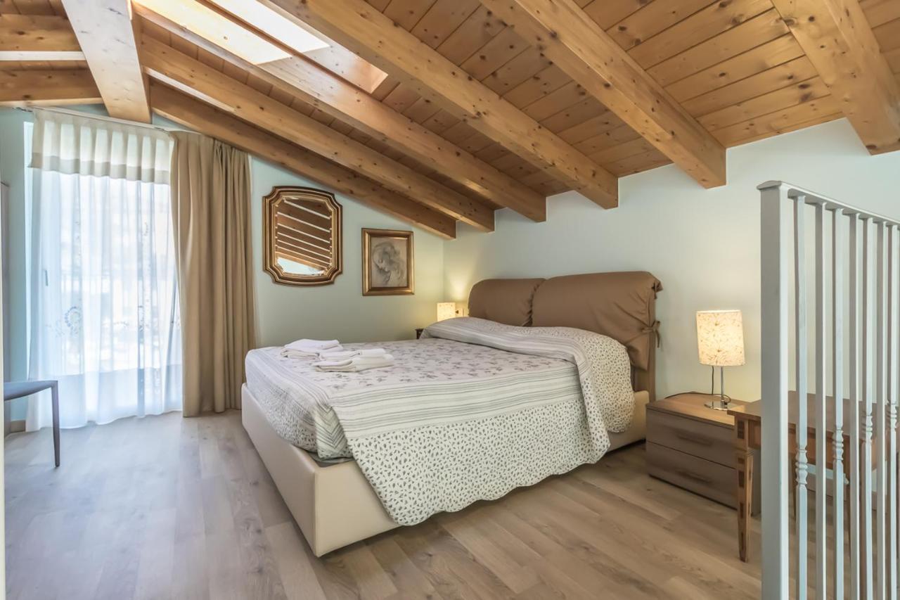 Apartment Rebecca - Tremezzina Mezzegra Εξωτερικό φωτογραφία